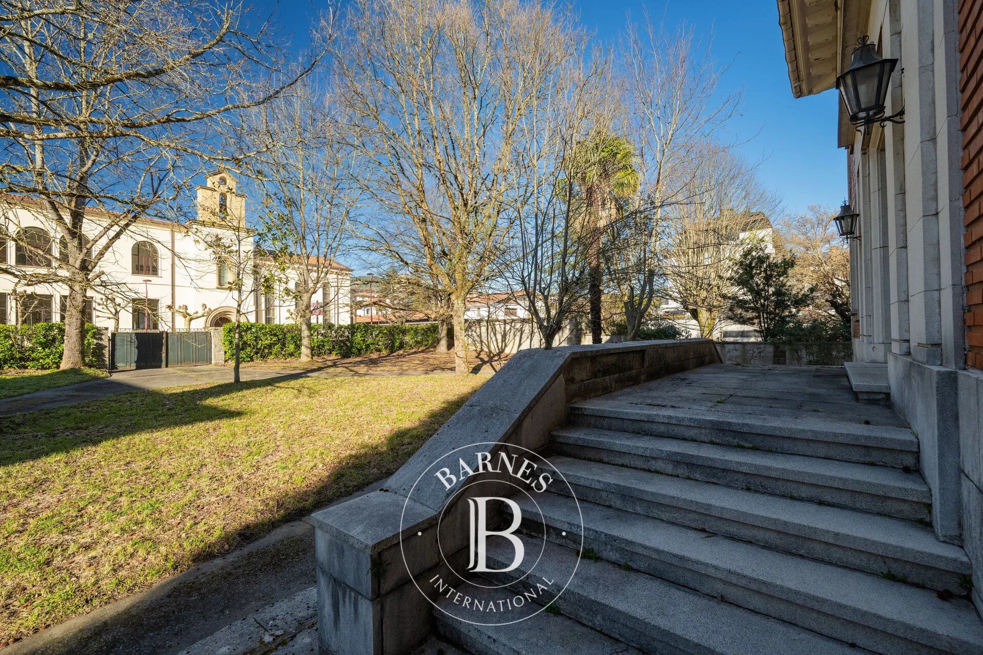 Ev Legazpi - picture 6