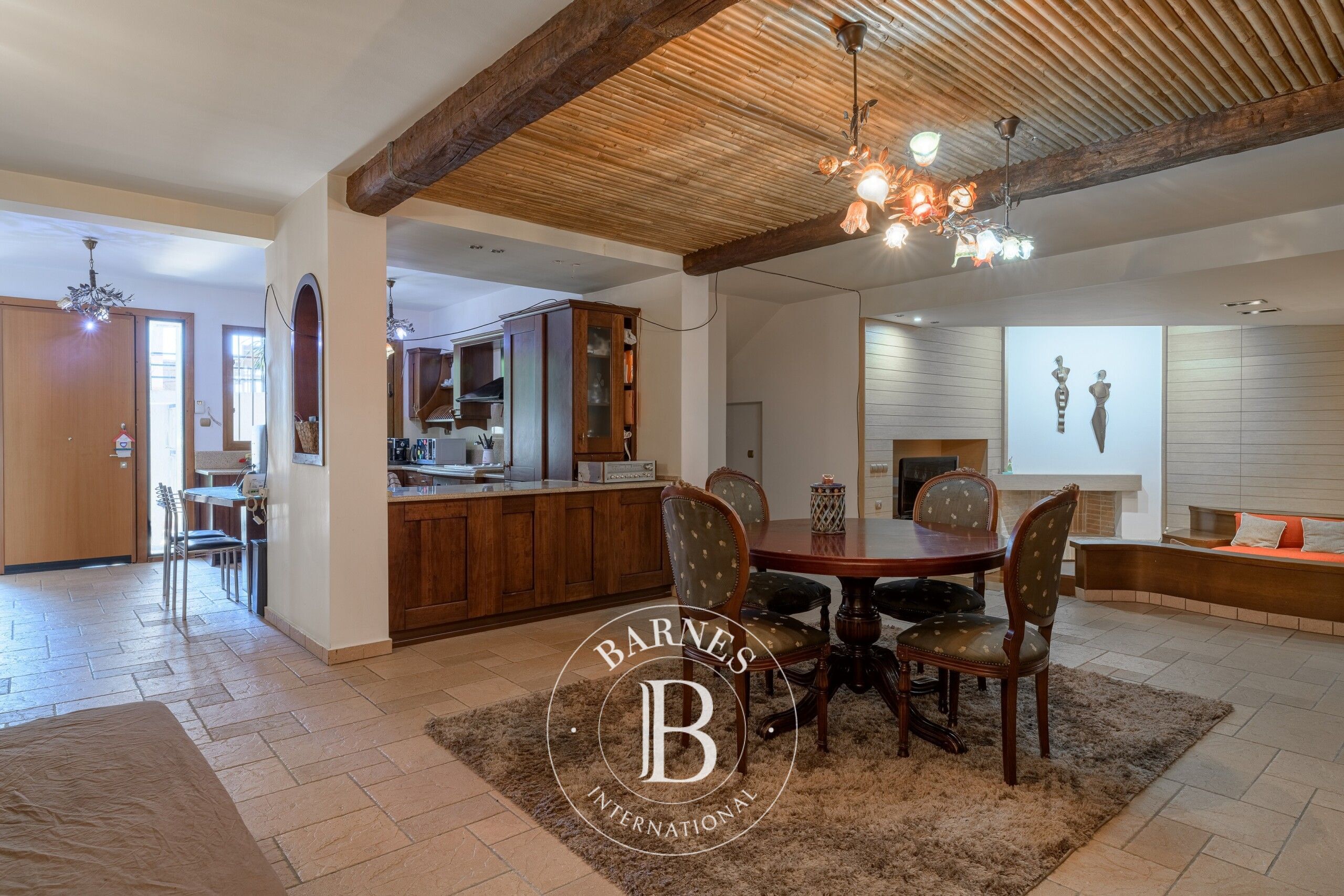 Daire Glyfada - picture 13