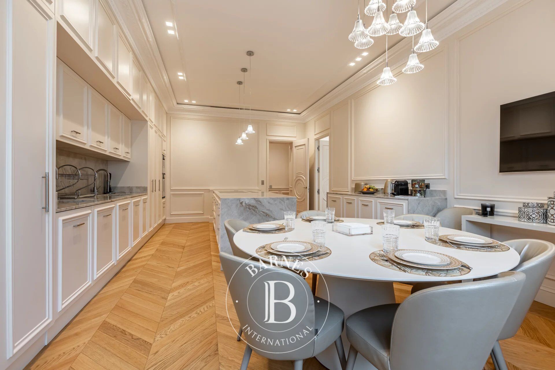 Alquiler, Piso Paris 8ème - picture 5