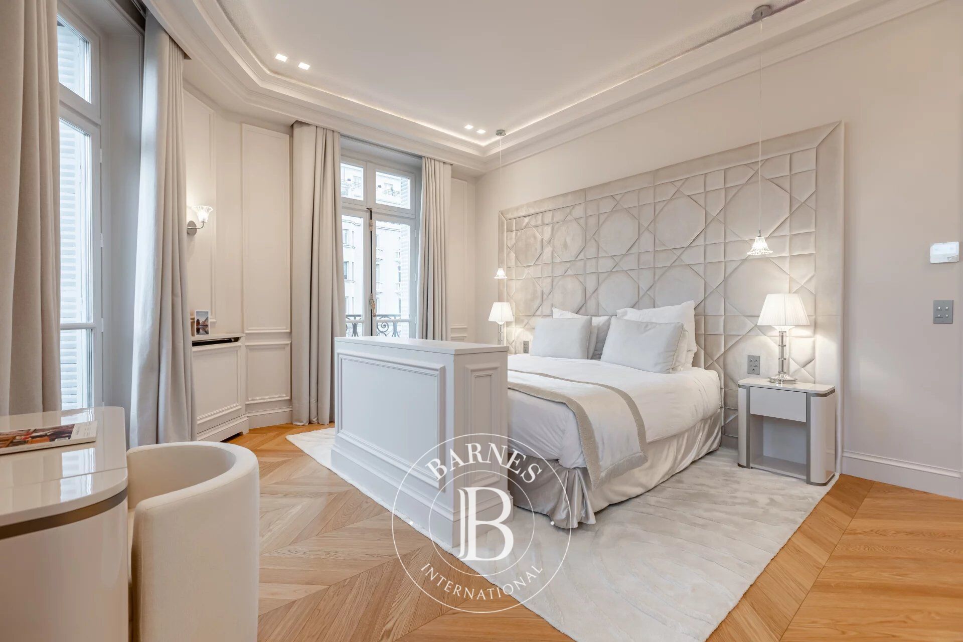 Alquiler, Piso Paris 8ème - picture 9