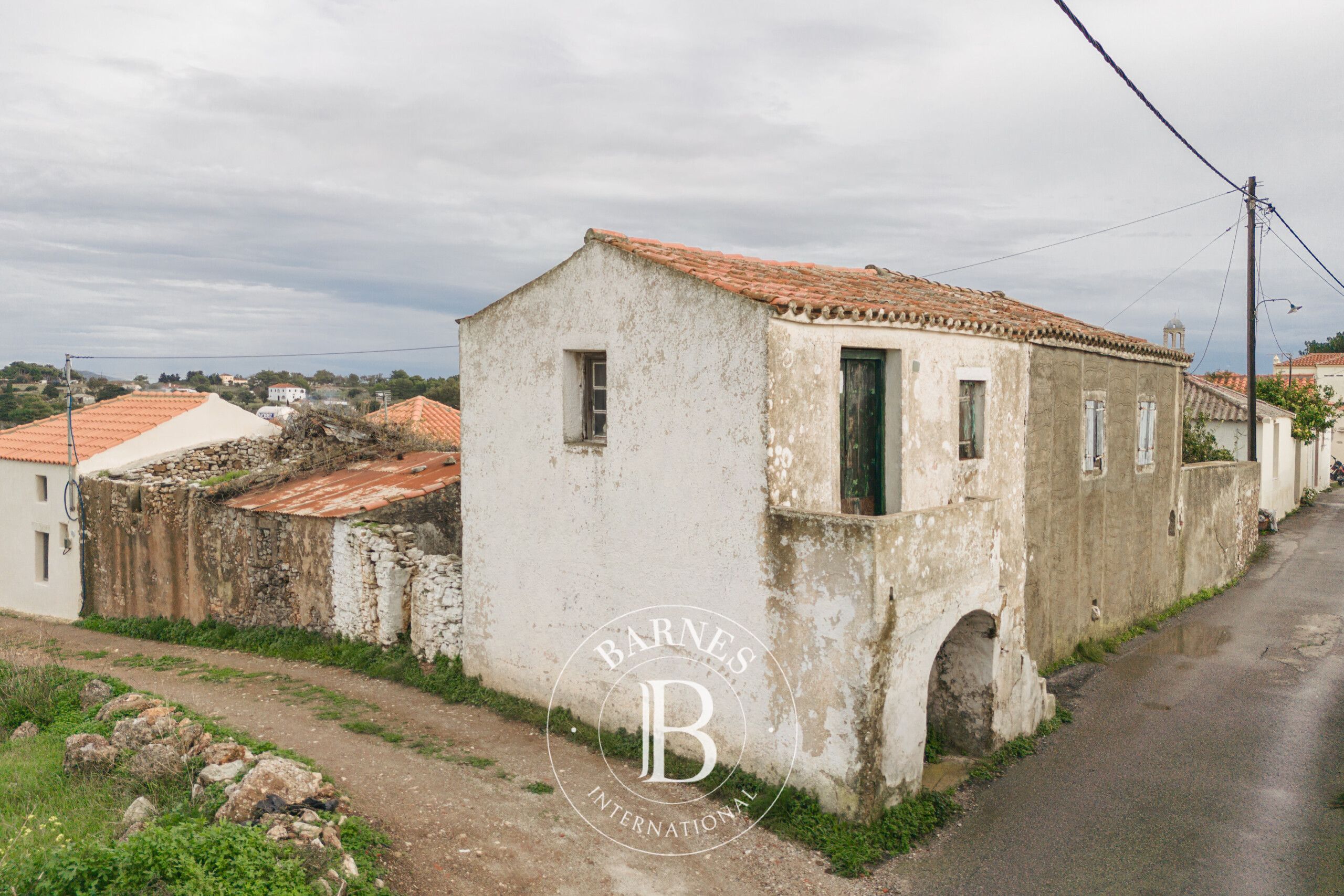 Terrain Privilégié Avec Une Résidence - Île de Cythère - picture 1