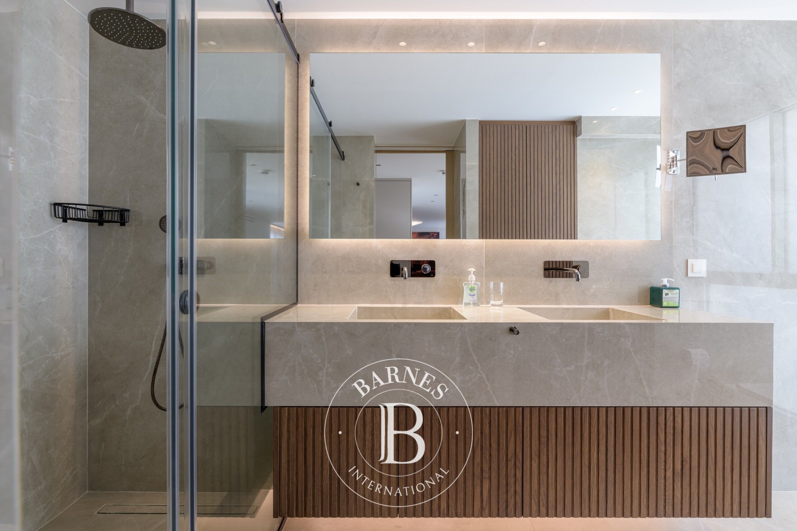 Ev Glyfada - picture 11