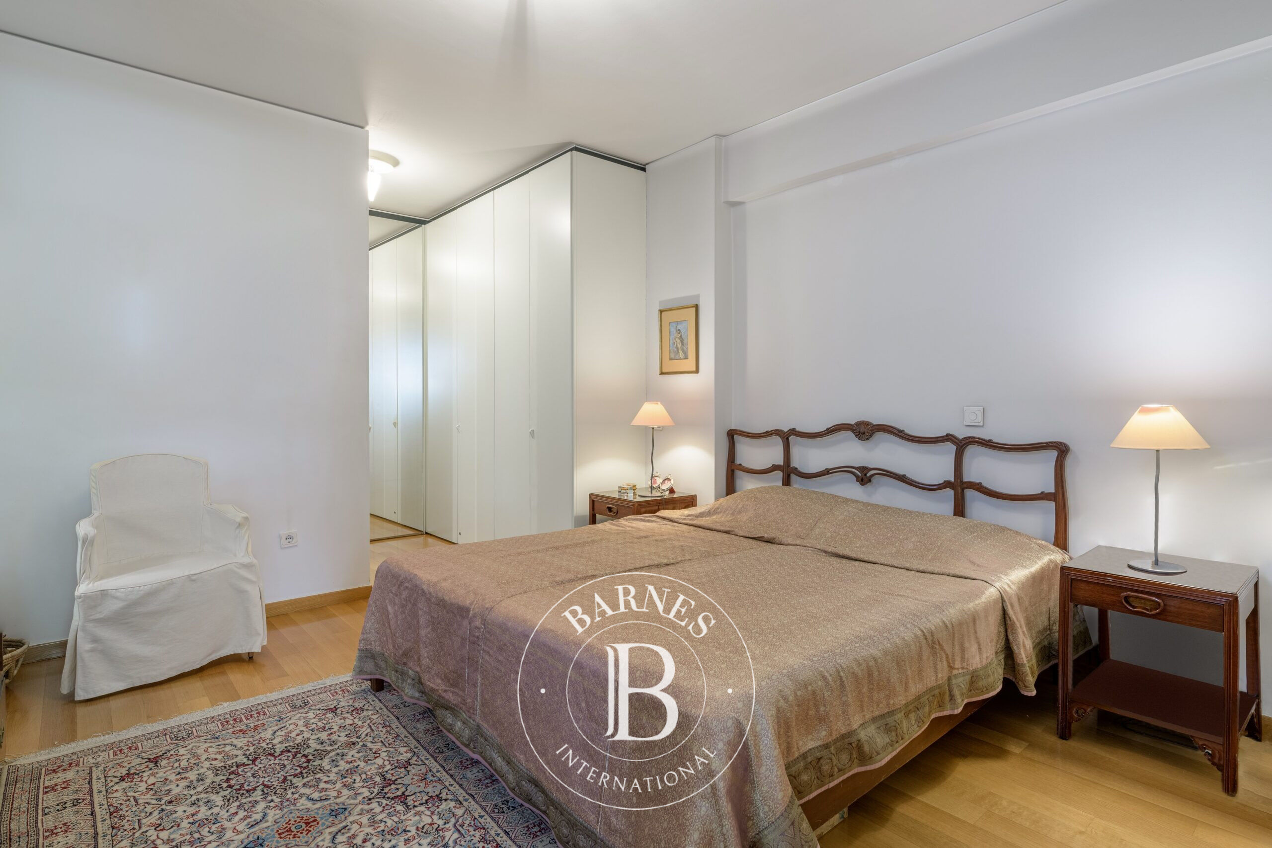 Ev Kolonaki - picture 8