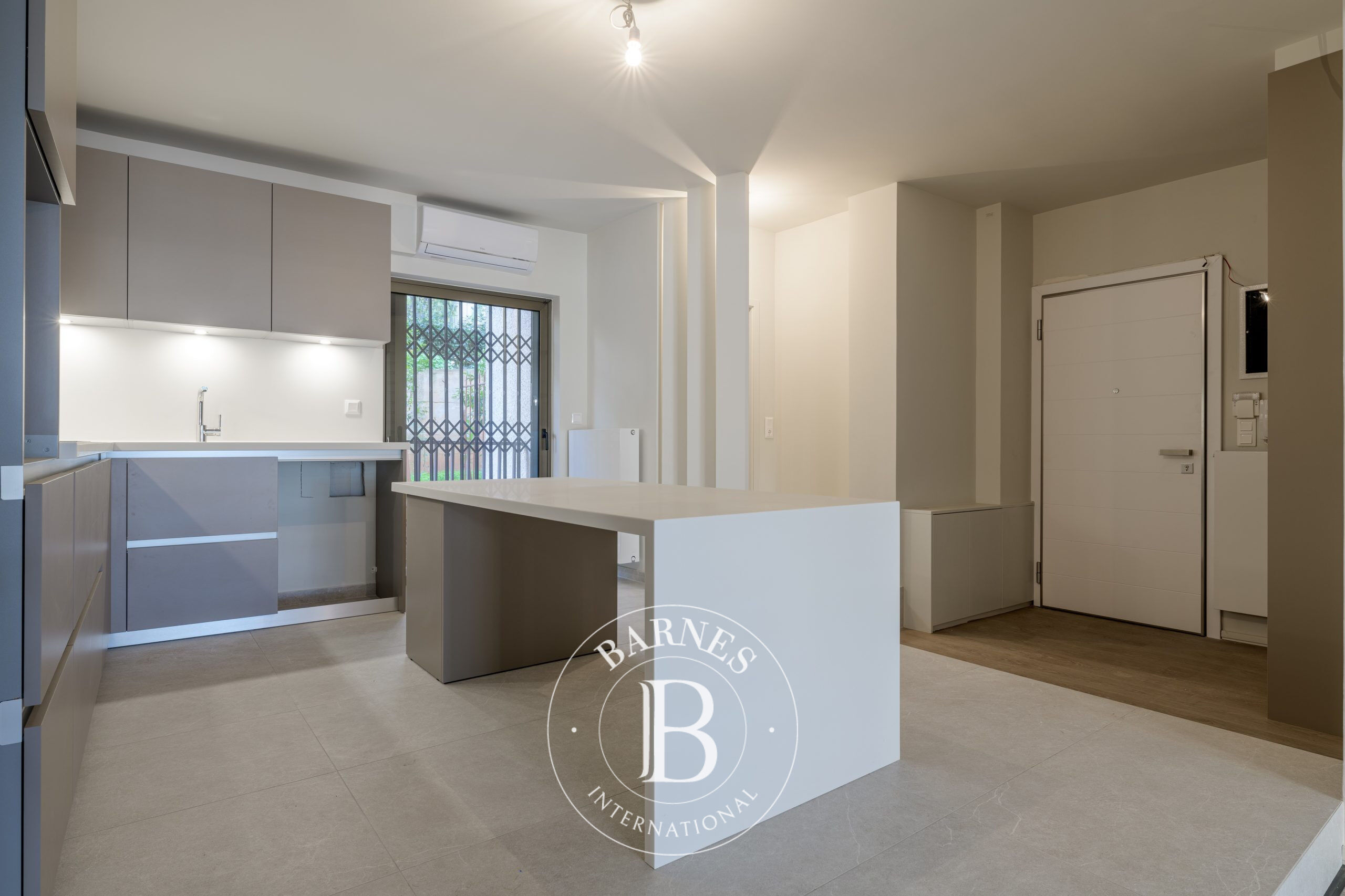 Daire Ilioupoli - picture 4