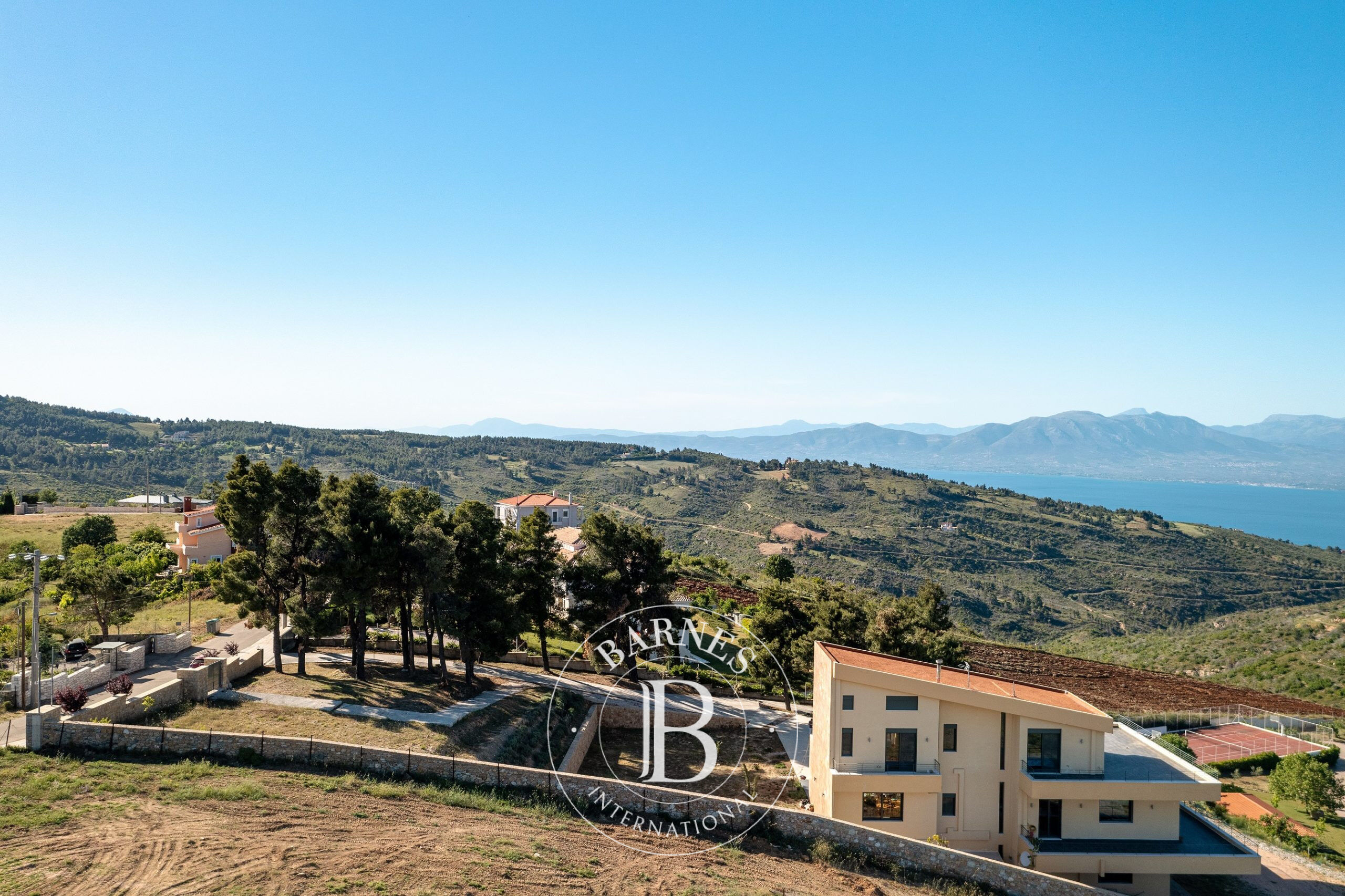 Maison Impressionnante - Kapandriti, Attique - picture 1