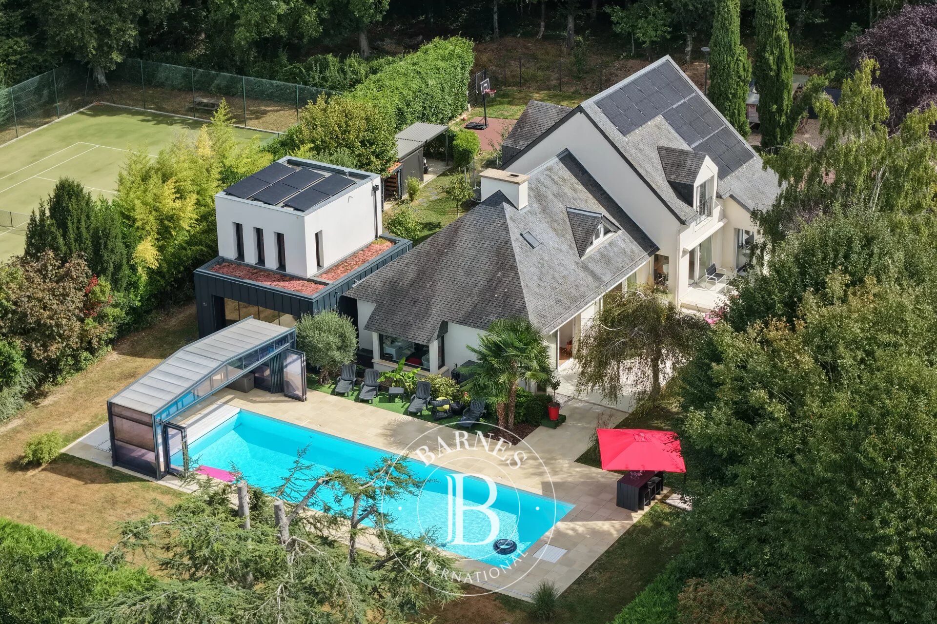 Haus Orgeval - picture 1