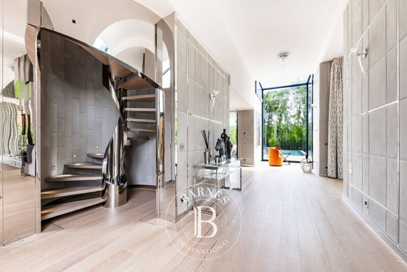 For Sale, Villa Mies - picture 3