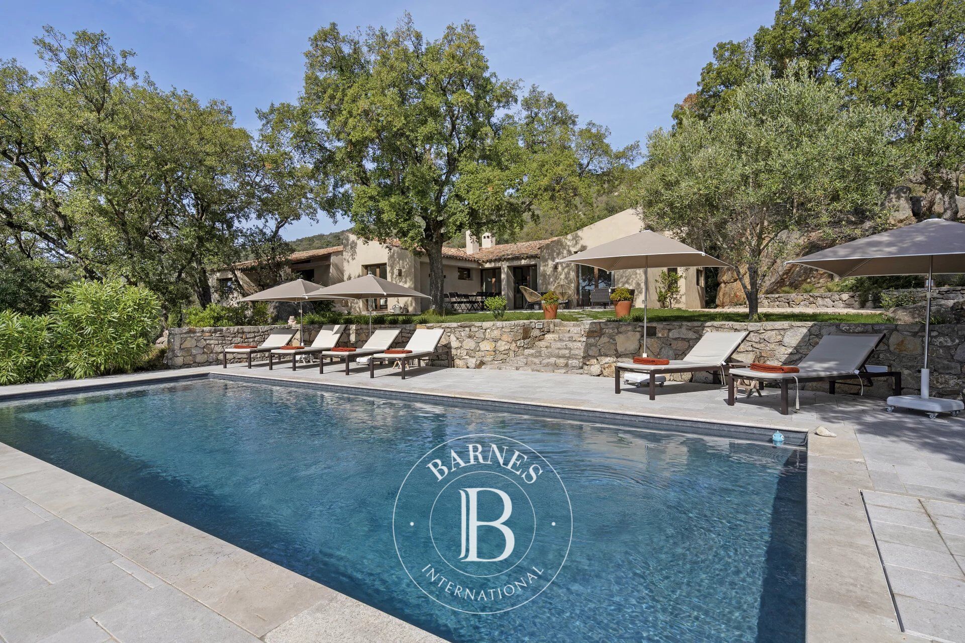 AFFITTI VACANZE - LE PLAN DE LA TOUR - VILLA RISTRUTTURATA - VISTA APERTA - 5 CAMERE DA LETTO - PISCINA - picture 1