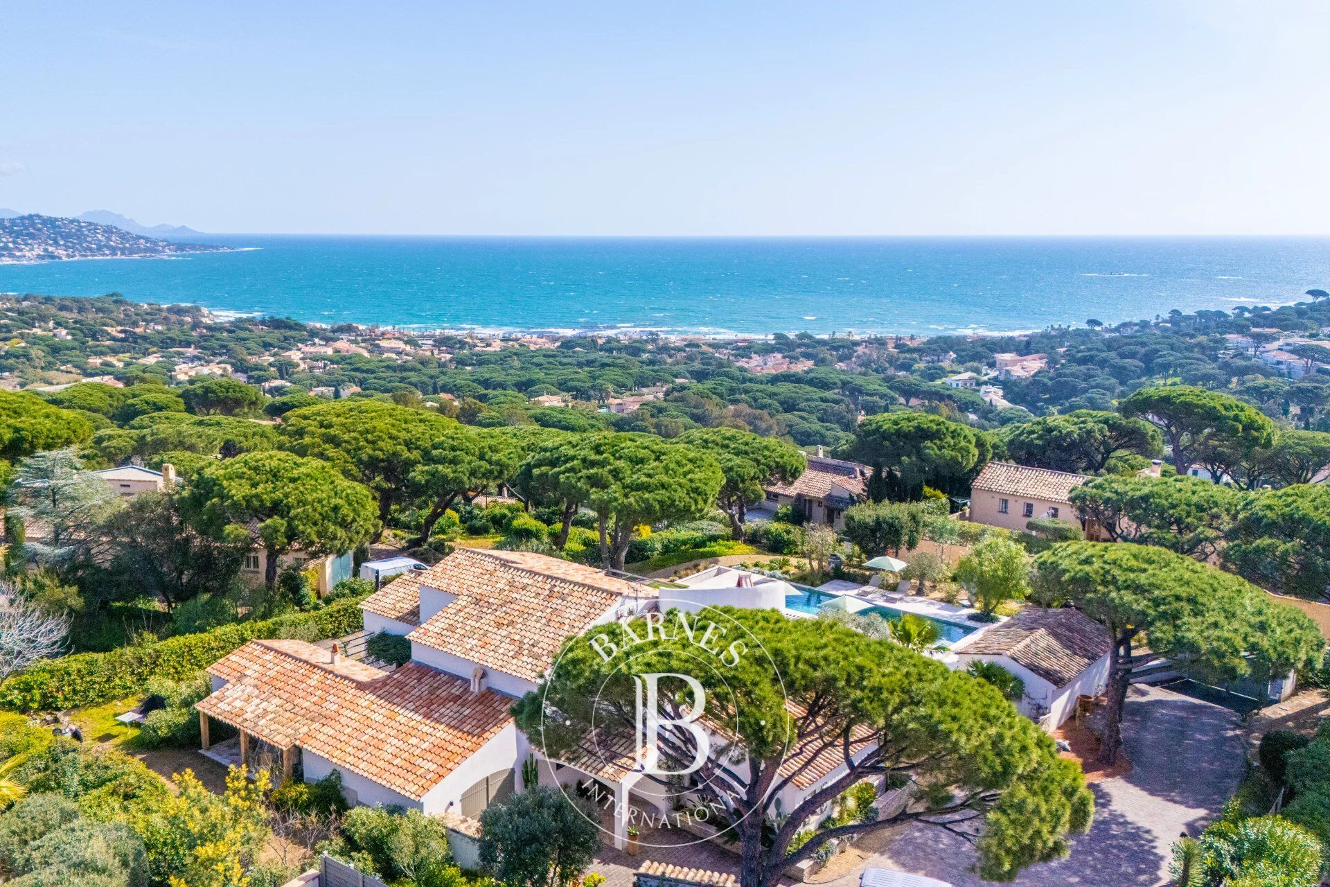 SAINTE-MAXIME - VILLA MODERNE VUE MER - 5 CHAMBRES - PISCINE - picture 1