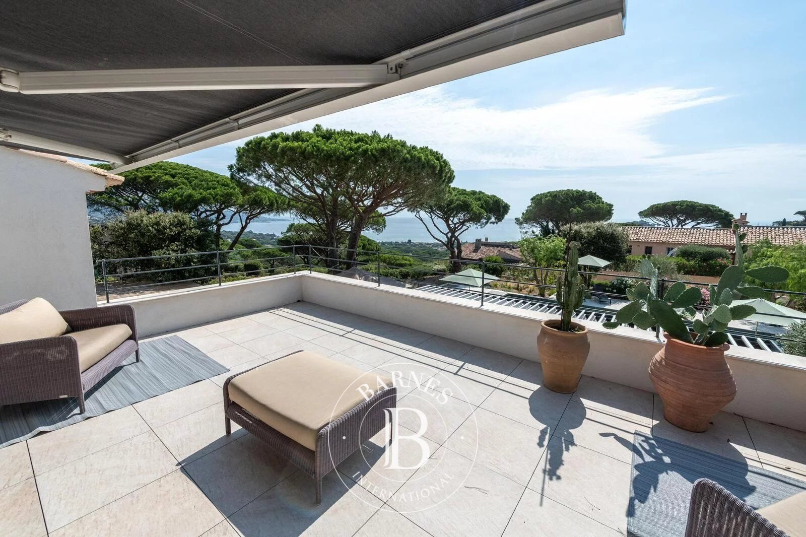 Villa Sainte-Maxime - picture 2