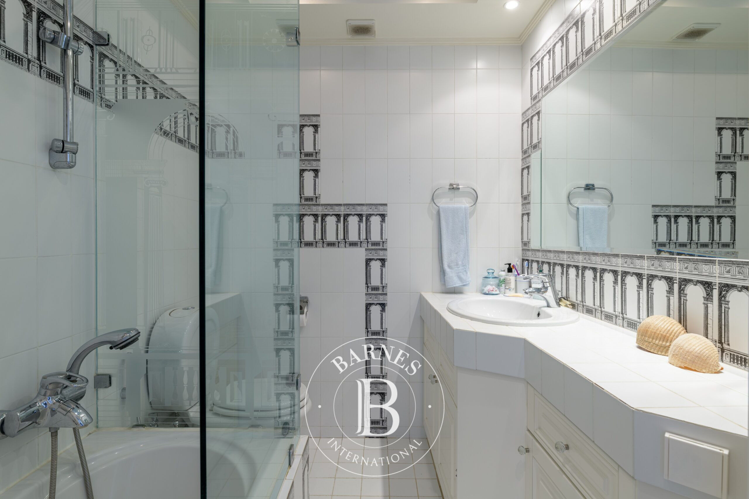 Ev Voula - picture 12