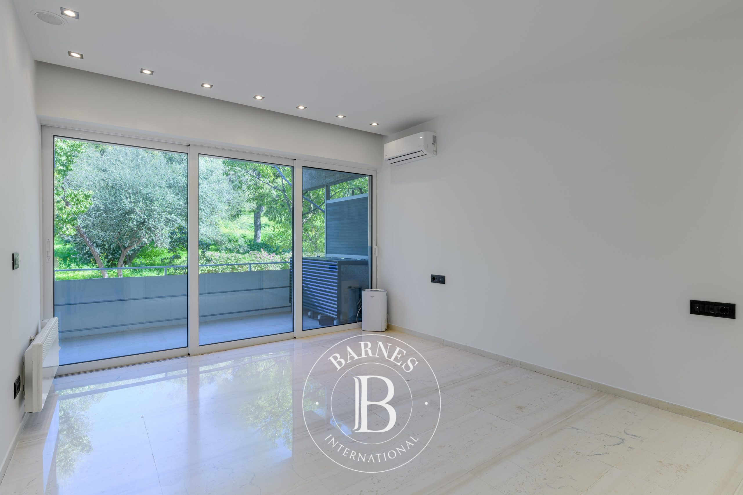 Daire Vouliagmeni - picture 4