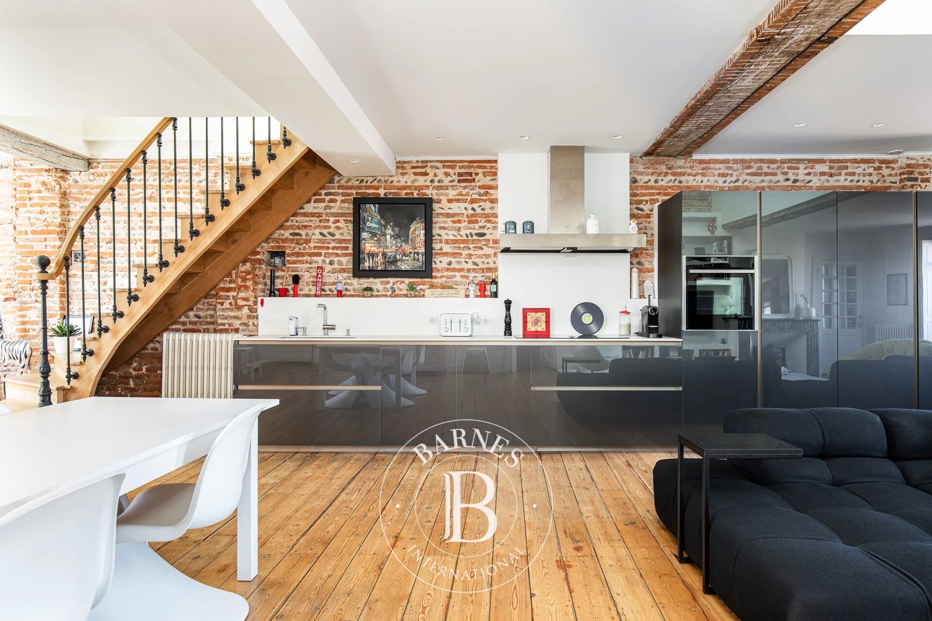 TOULOUSE SAINT GEORGES - DERNIER ÉTAGE, APPARTEMENT 245 M² AVEC ASCENSEUR ET TERRASSE. - picture 3