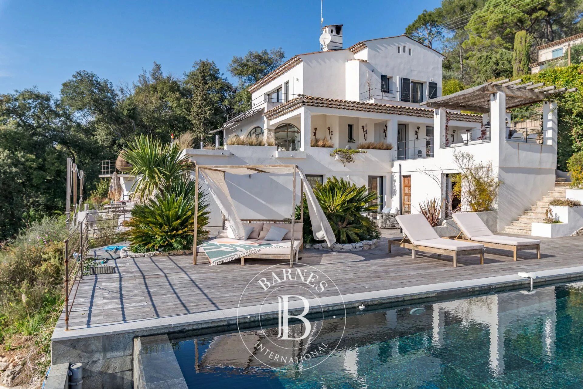 Saint-Paul-de-Vence – Domaine d’exception aux vues imprenables sur le Cap d’Antibes - picture 1