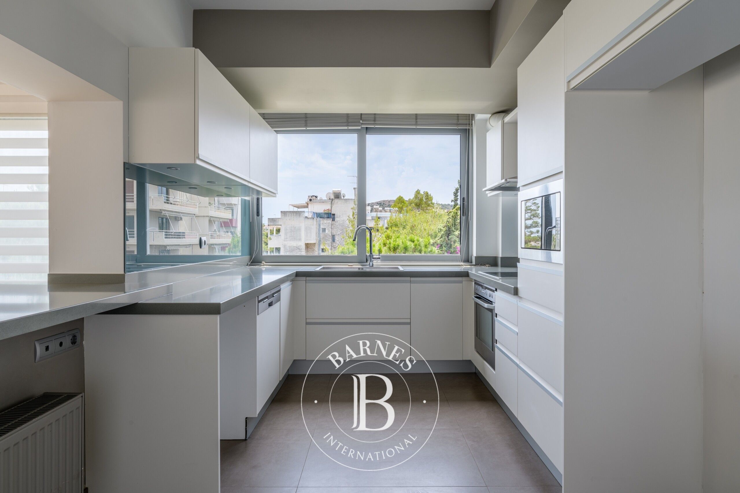 Daire Varkiza - picture 4