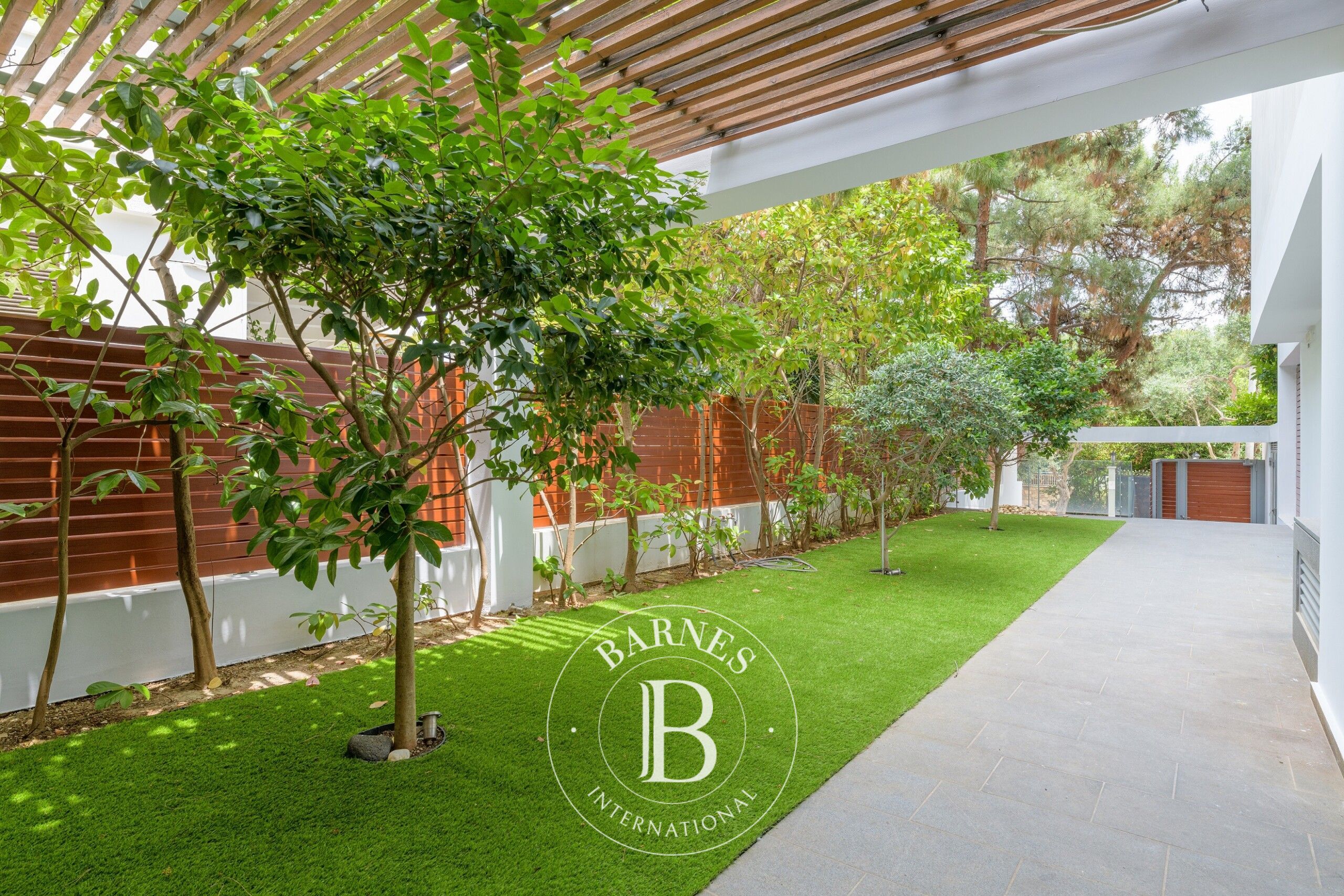 Daire Varkiza - picture 12