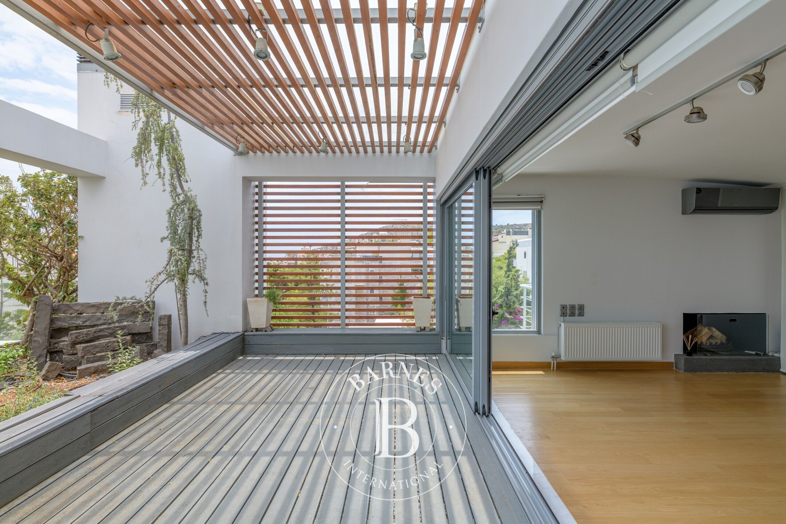 Daire Varkiza - picture 10