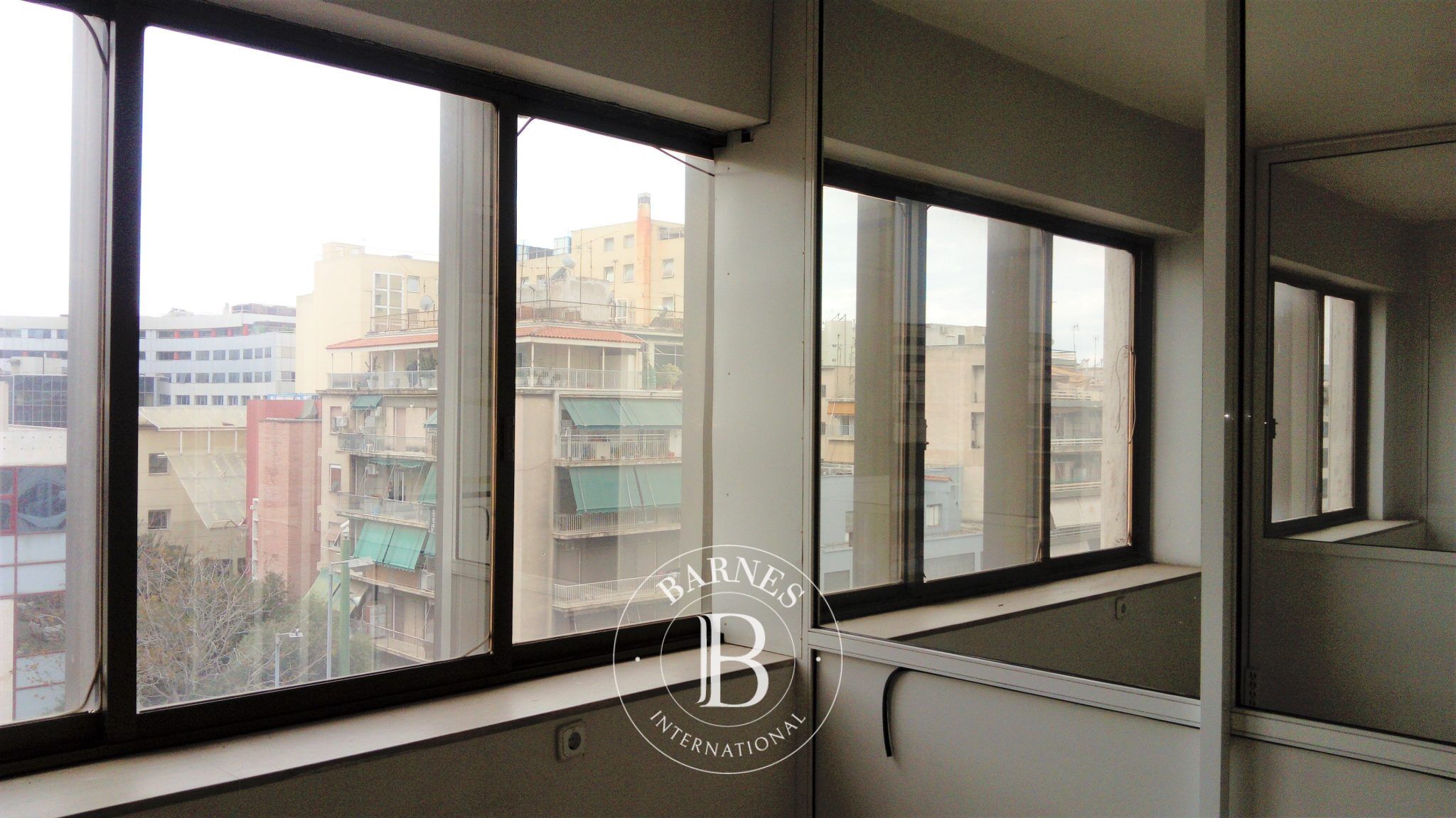 Dükkan Central Athens - picture 4