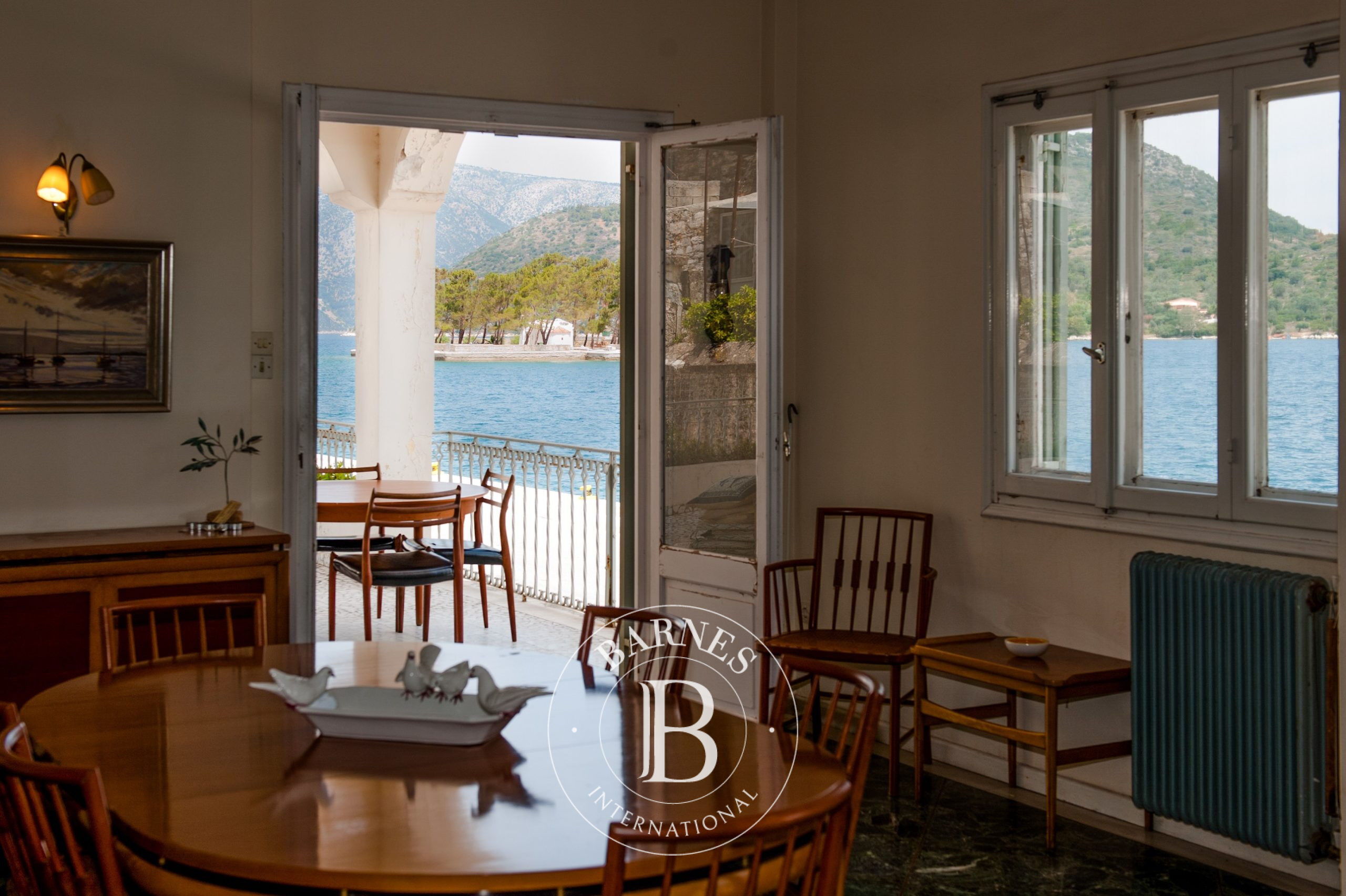 Ev Ithaca - picture 4