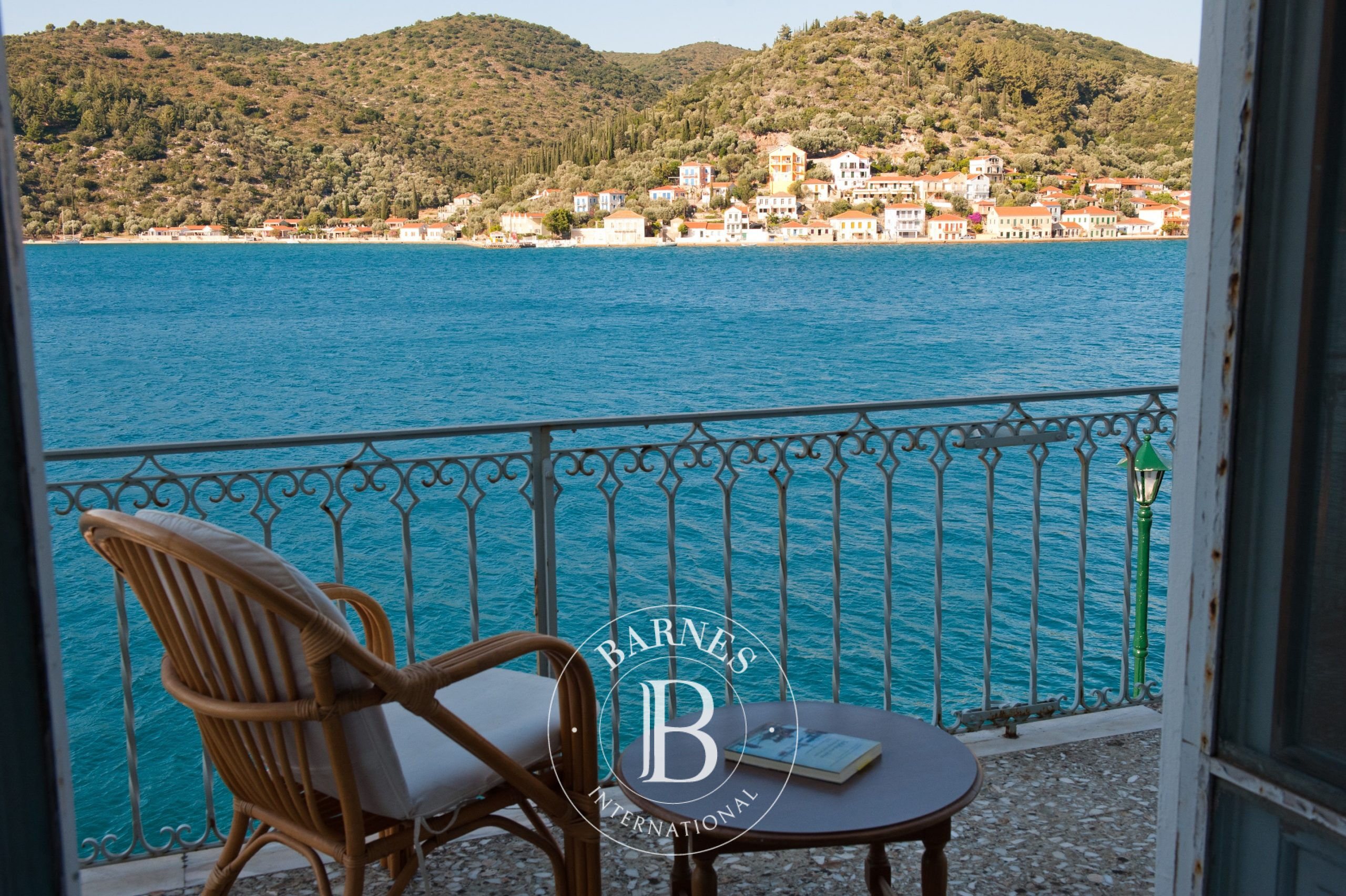 Ev Ithaca - picture 11