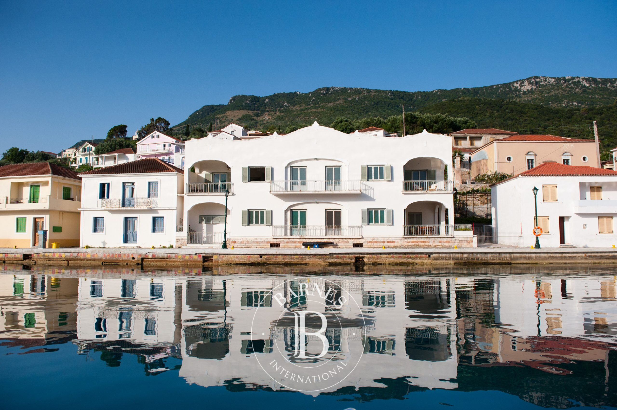 Ev Ithaca - picture 15