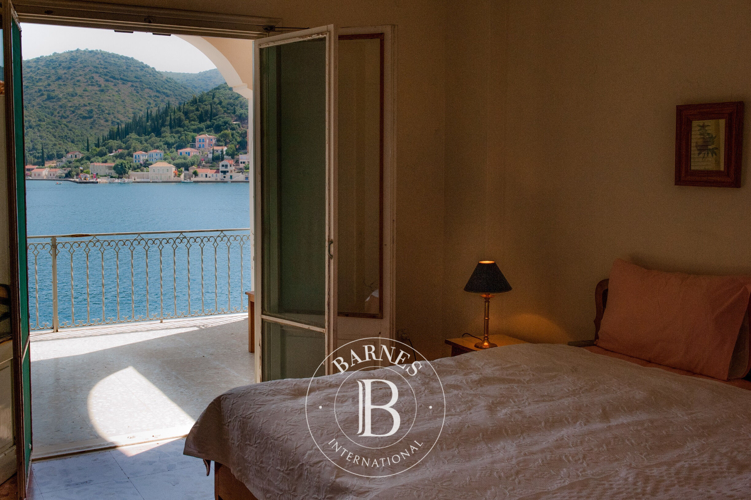 Ev Ithaca - picture 9