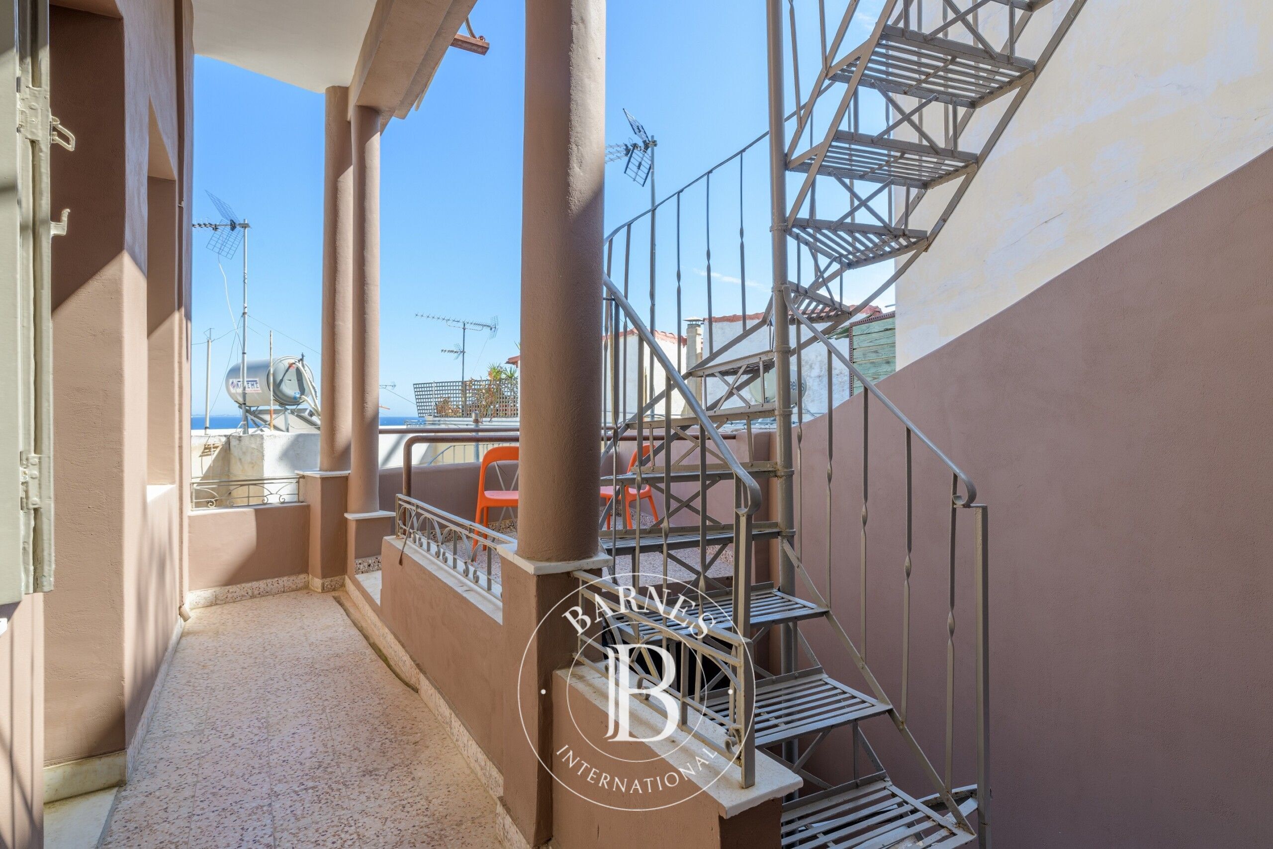 Ev Piraeus - picture 7