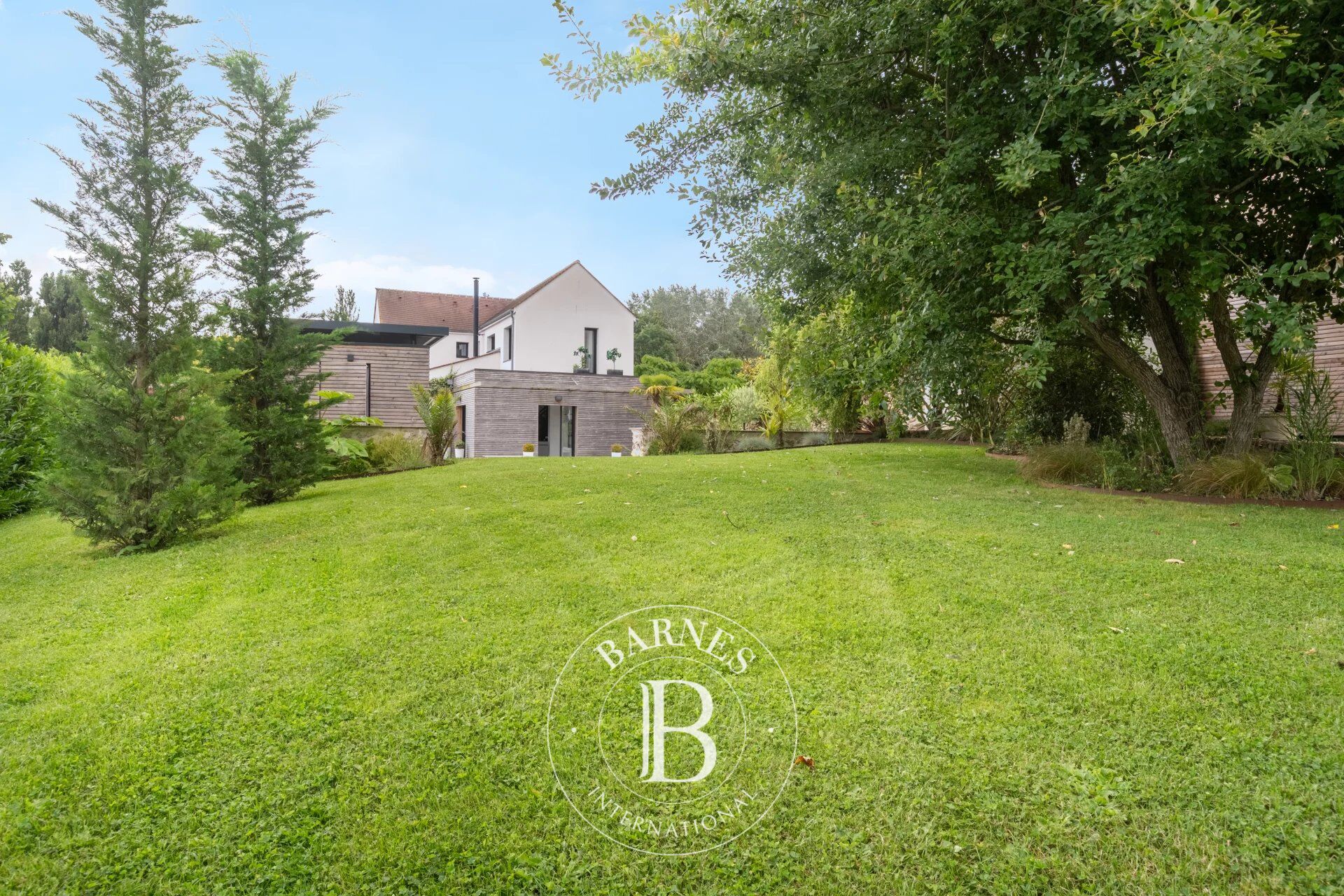 Orgeval - Au calme absolu et à l’abri des regards, superbe villa contemporaine aux prestations haut de gamme - picture 2