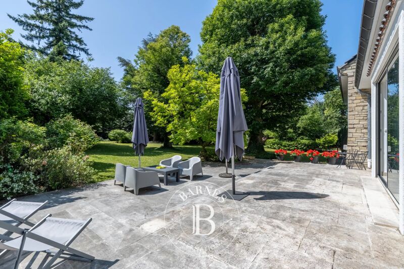 For Sale, House Le Chesnay - picture 2