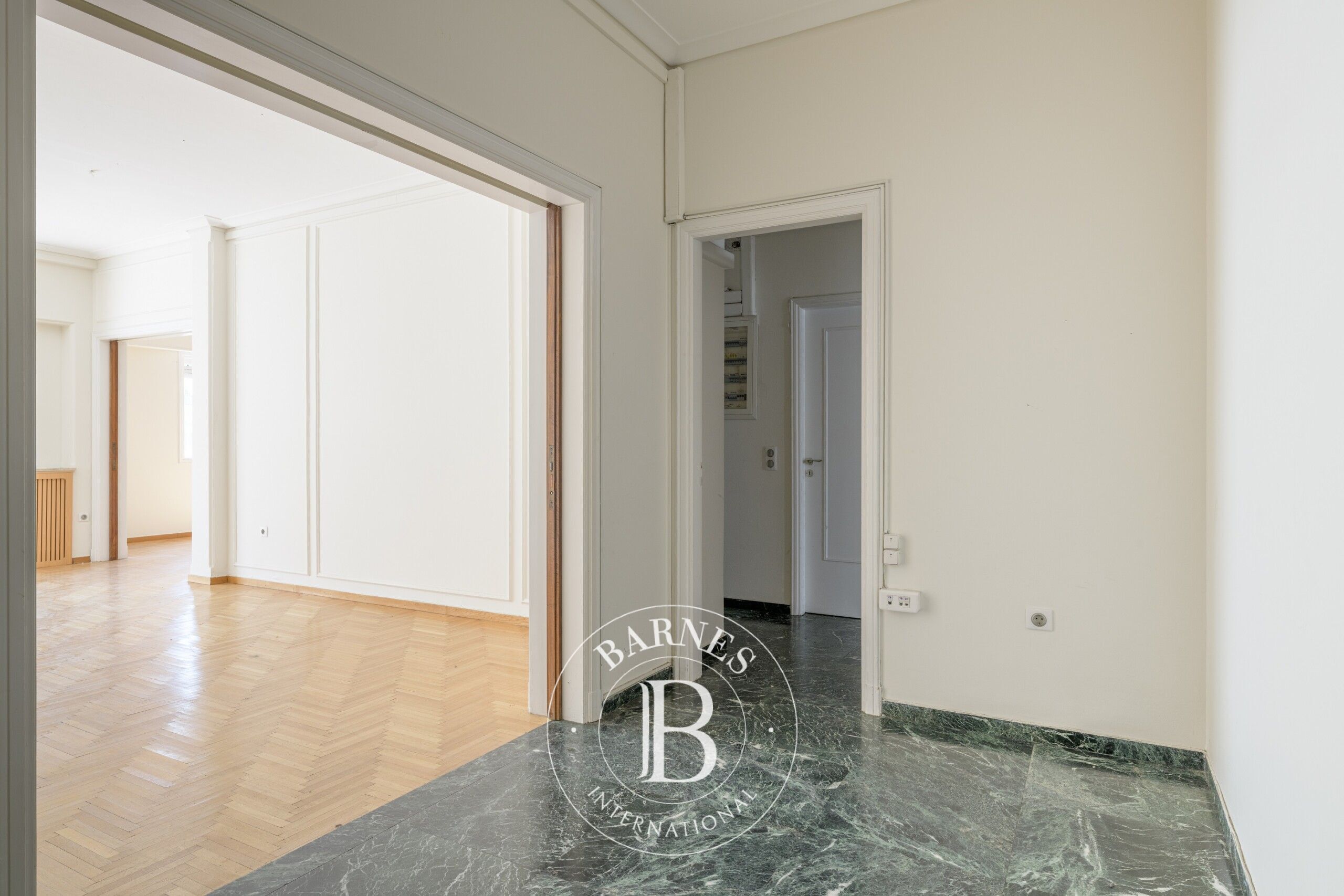 Daire Kolonaki - picture 5