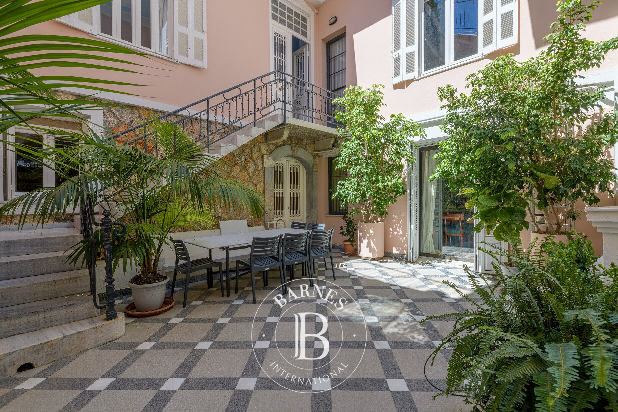 Ev Thiseio - picture 20