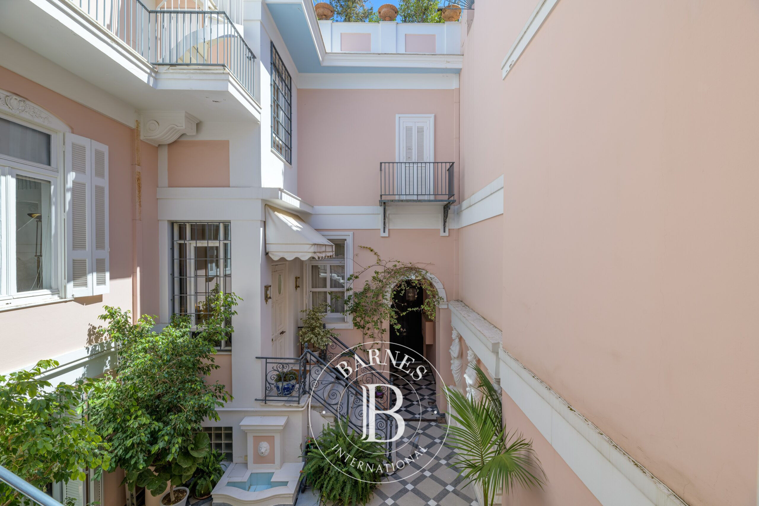 Ev Thiseio - picture 18