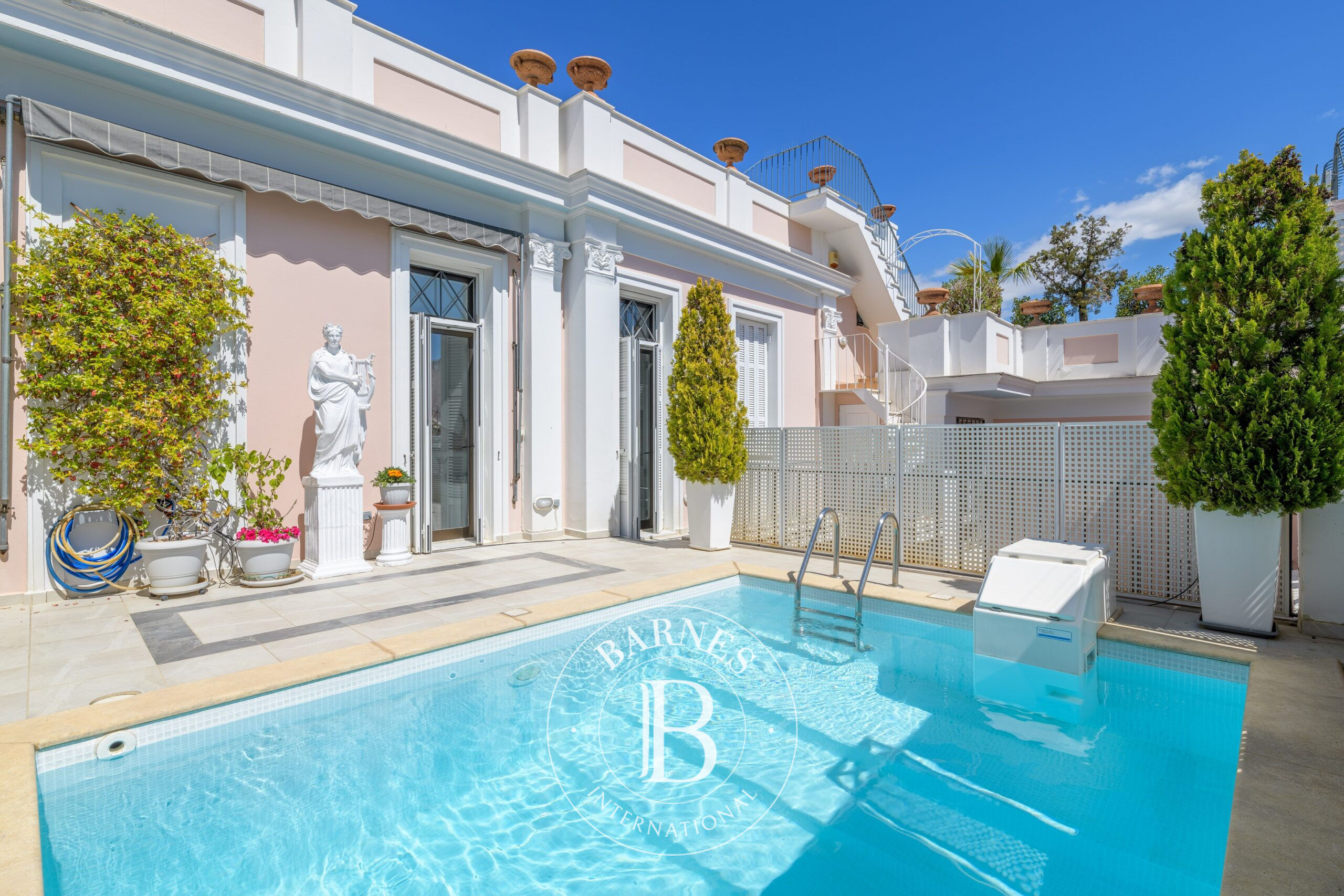 Ev Thiseio - picture 14