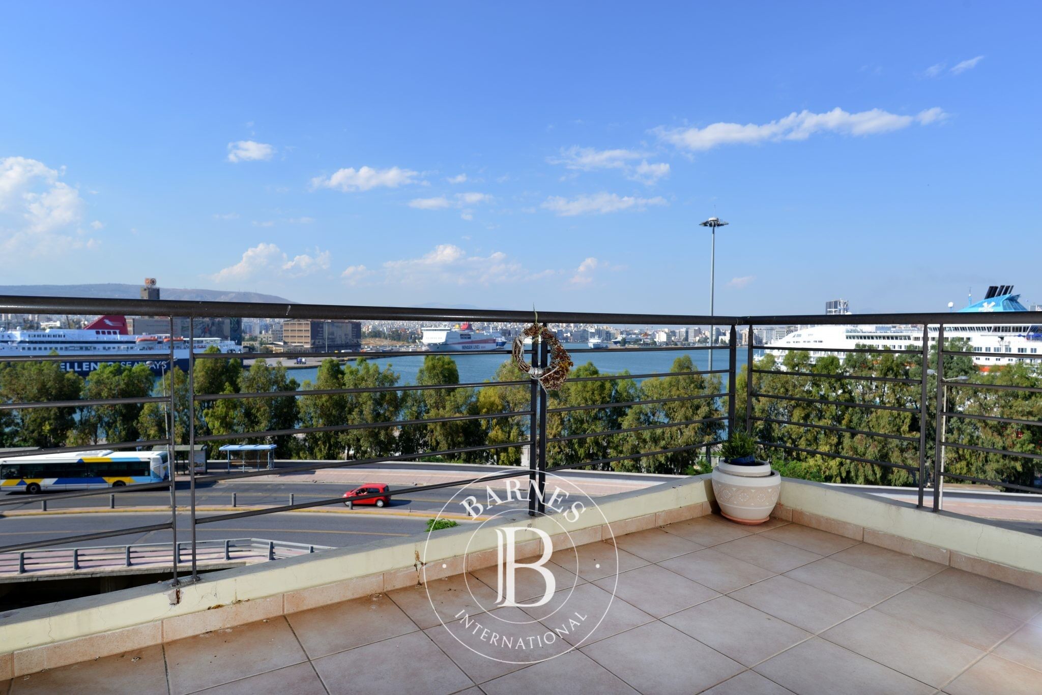 Ev Piraeus - picture 4