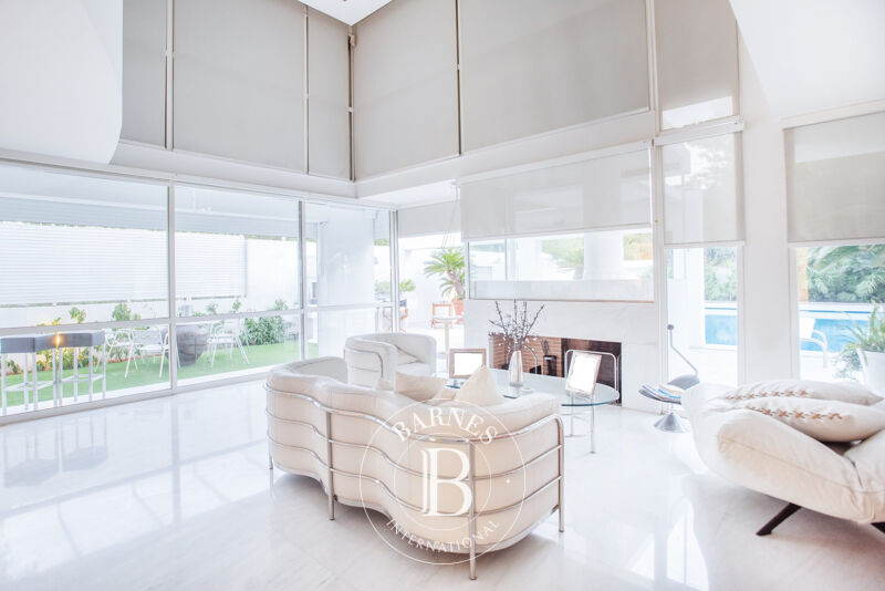 Venta, Casa Athens - picture 3