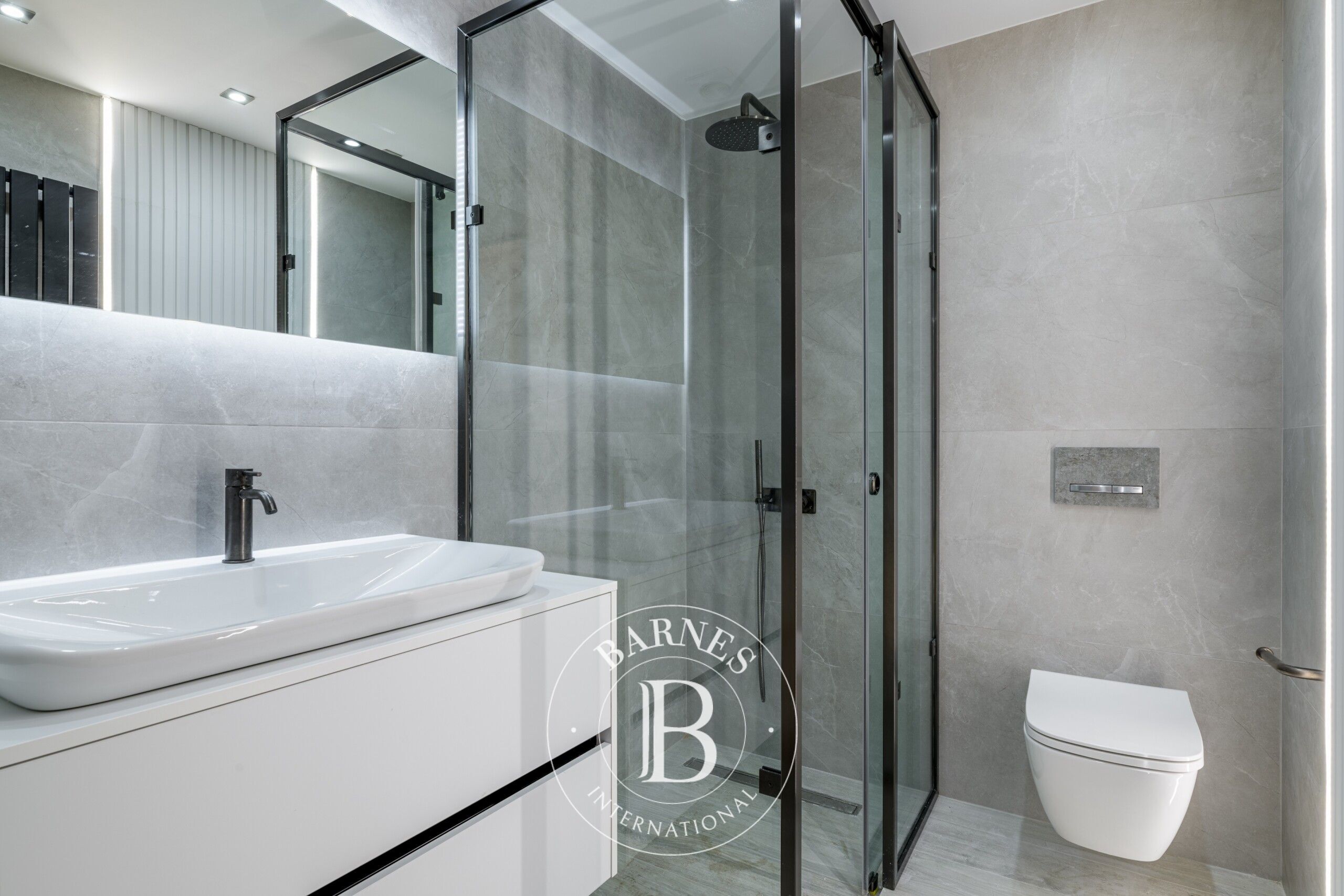 Daire Kolonaki - picture 9