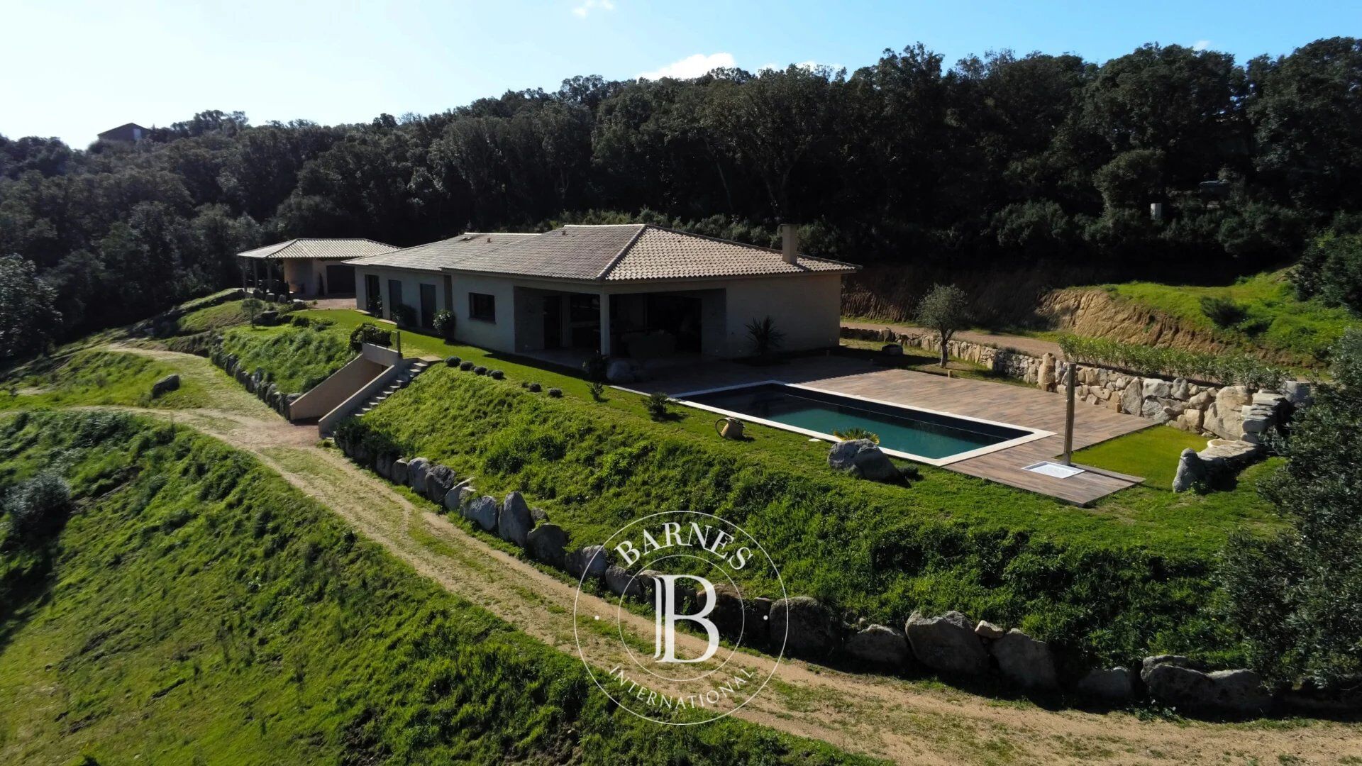 Villa Porto-Vecchio - picture 3