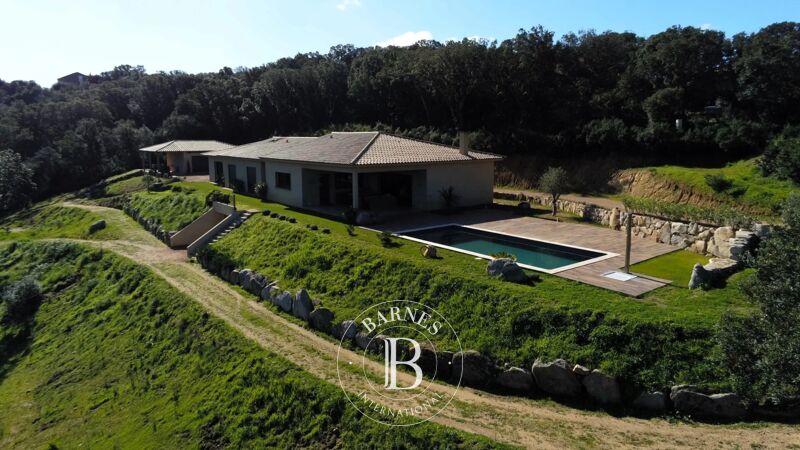 Venta, Villa Porto-Vecchio - picture 3