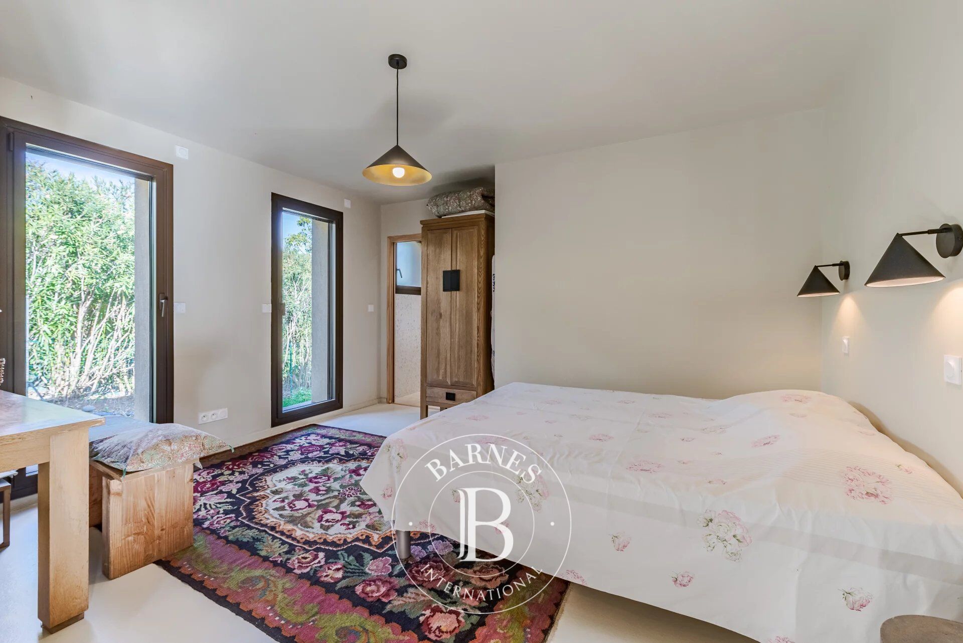 Villa Biot - picture 8