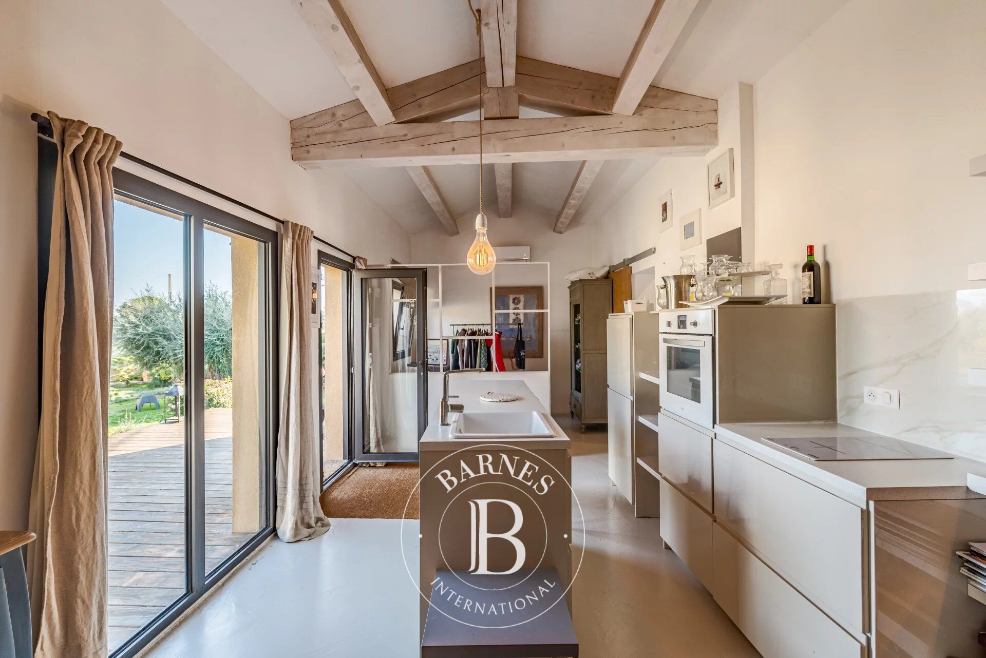 Villa Biot - picture 11