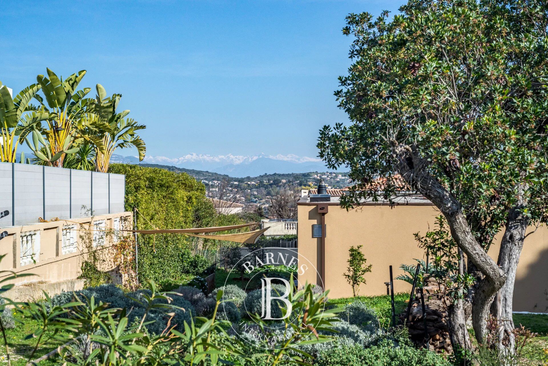 Villa Biot - picture 13