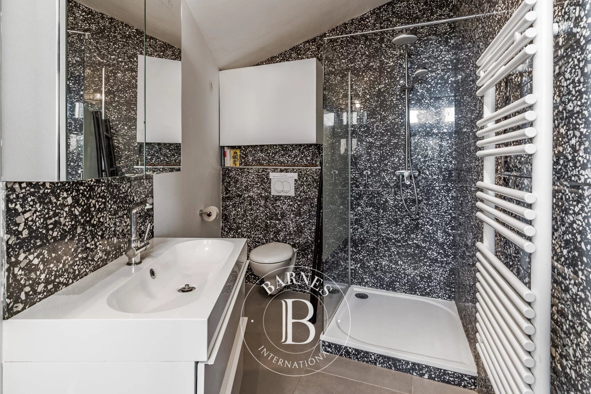 Villa Biot - picture 12