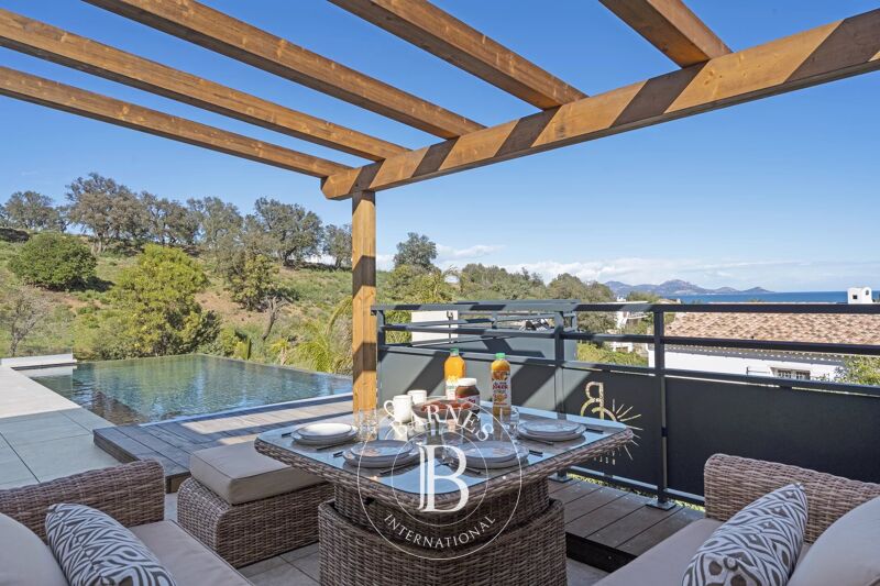 For Rent Villa | Les Issambres - picture 2