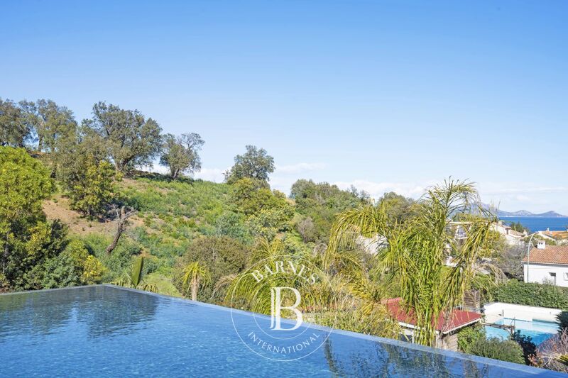 For Rent Villa | Les Issambres - picture 1