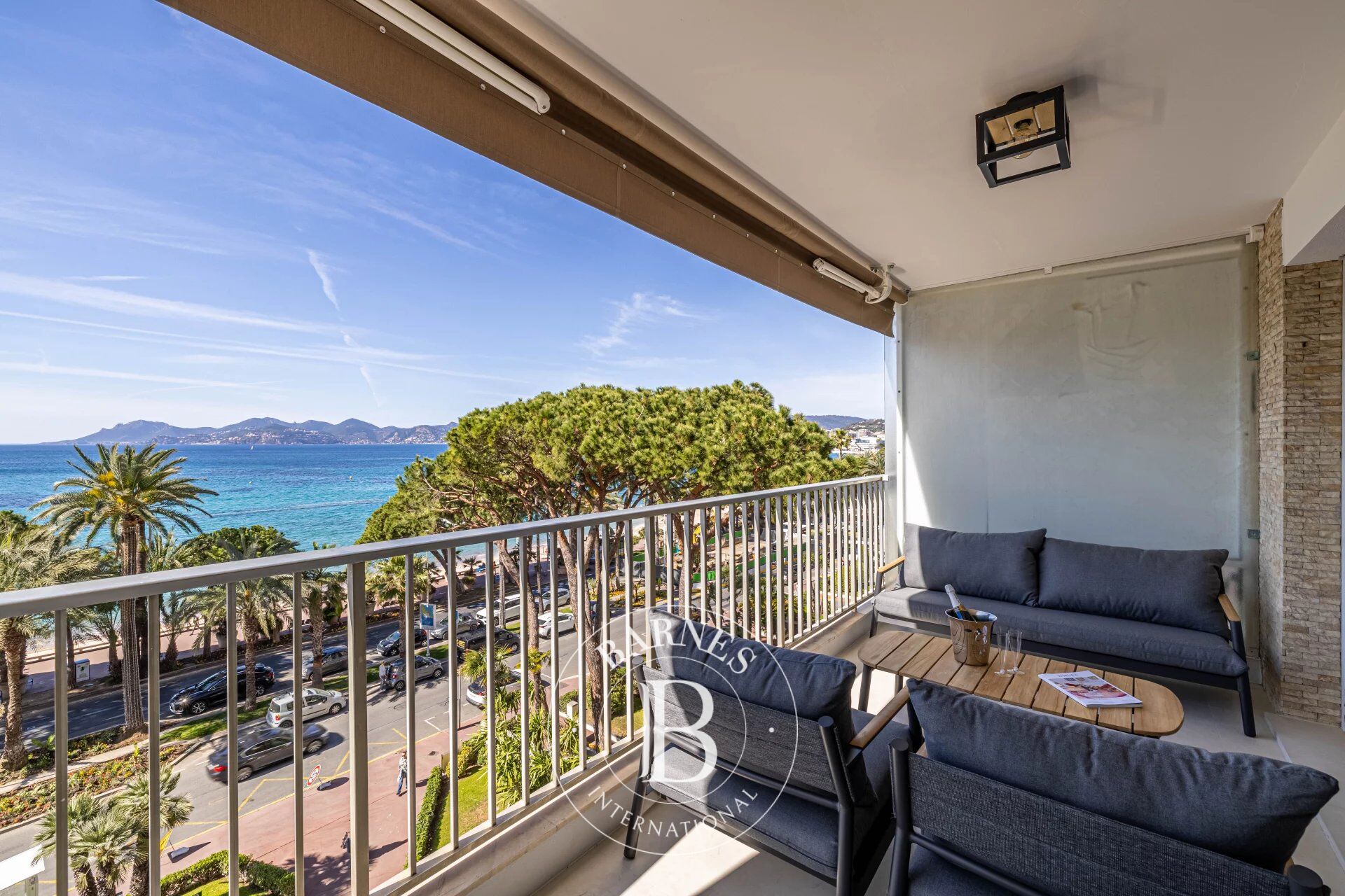CANNES CROISETTE - VUE MER PANORAMIQUE - 2 CHAMBRES - picture 3
