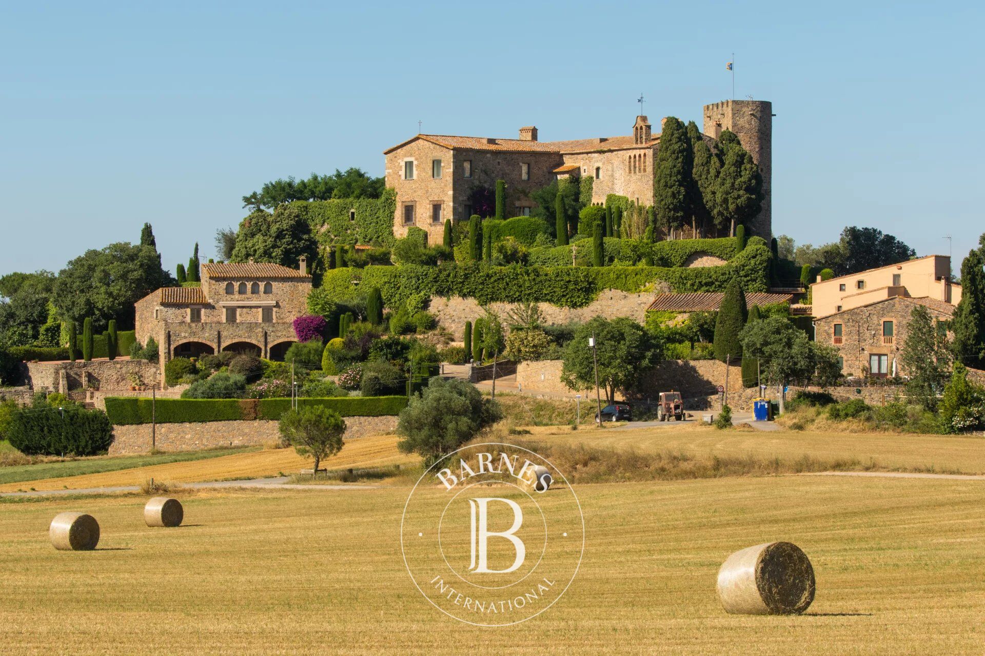 Castello Girona - picture 1