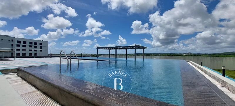 GRAND BAIE – Appartement Duplex Élégant – 2 Chambres