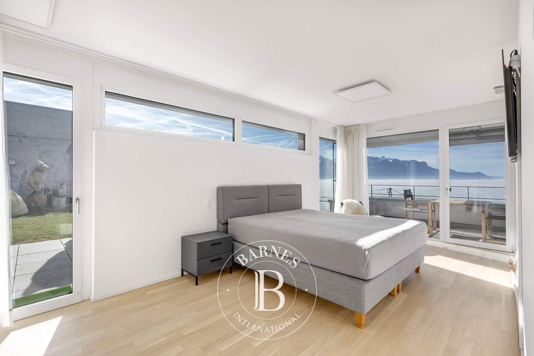 Daire Montreux - picture 14