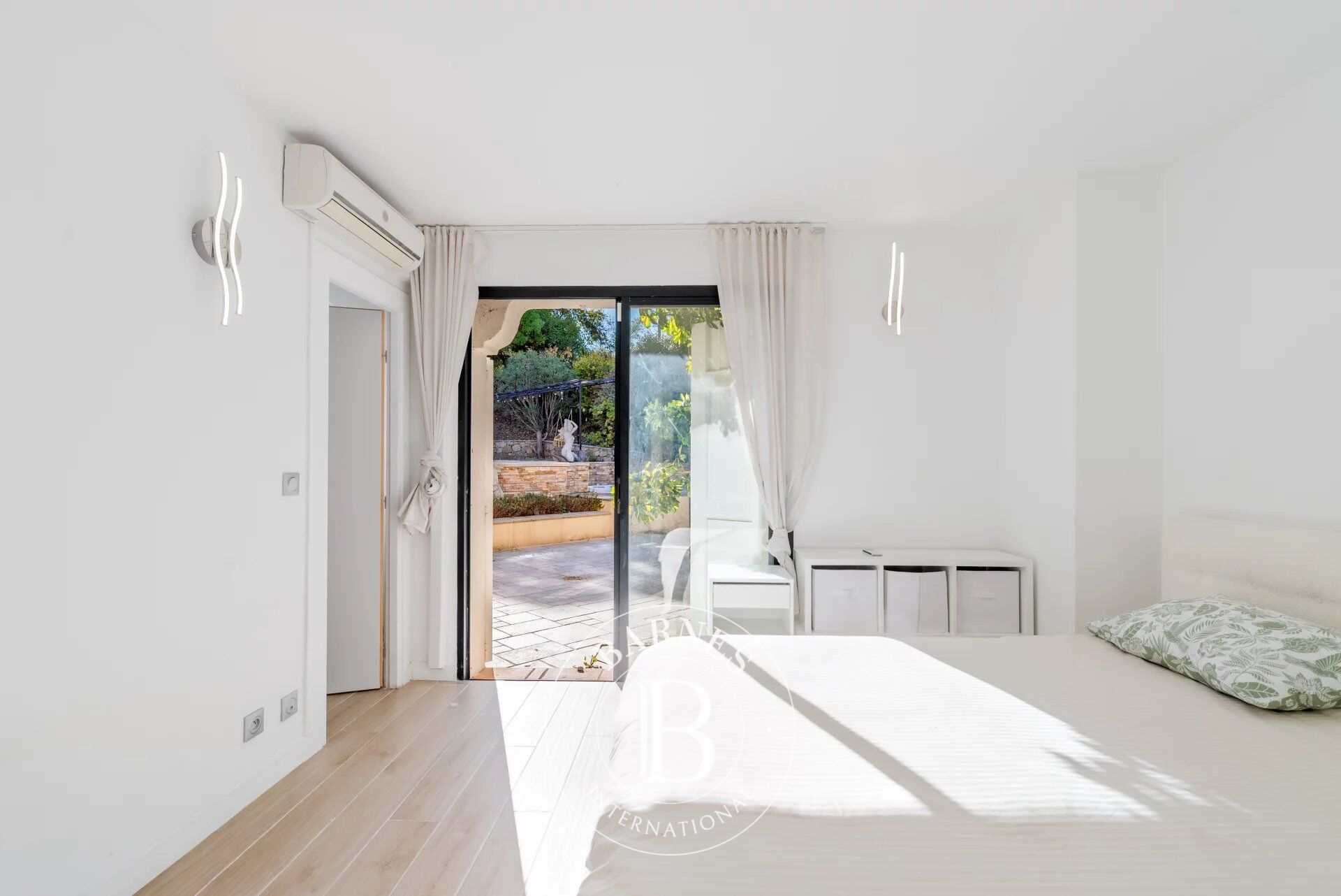 Villa Valbonne - picture 11