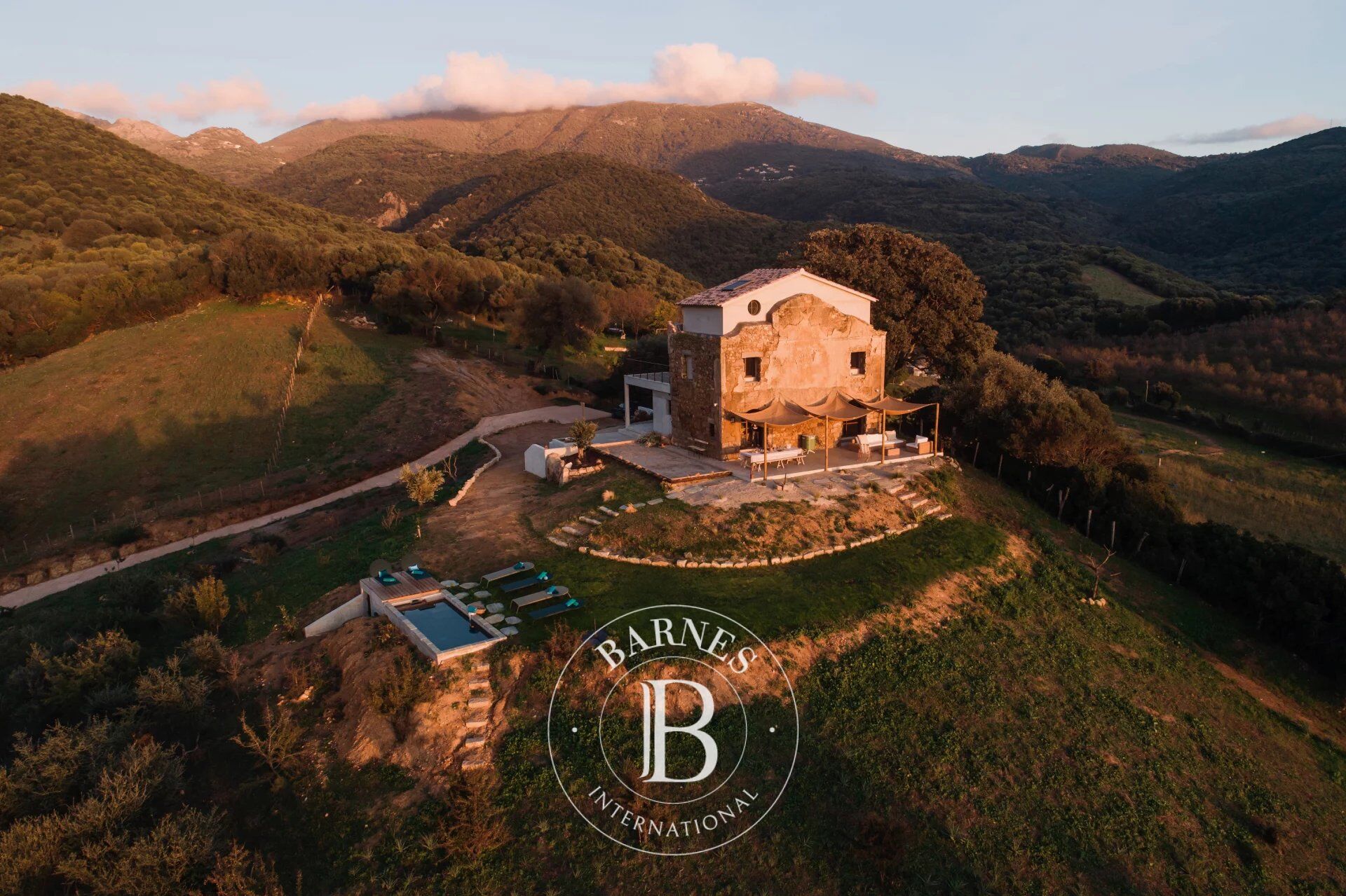 Villa Propriano - picture 1